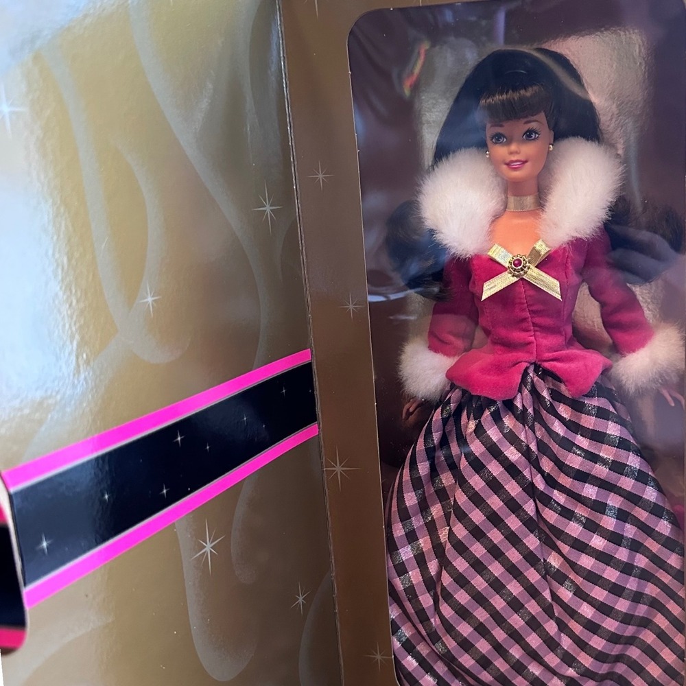 Mattel Winter Rhapsody Barbie Brunette Pink New In Box 16873 Special Edition